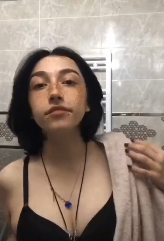 Snapchat Kaşarı Emo Hatun